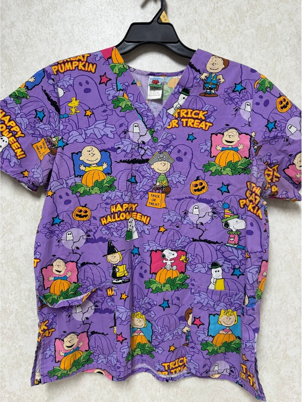 Peanuts Halloween Snoopy Charlie Brown Purple Scrub Top Size Large